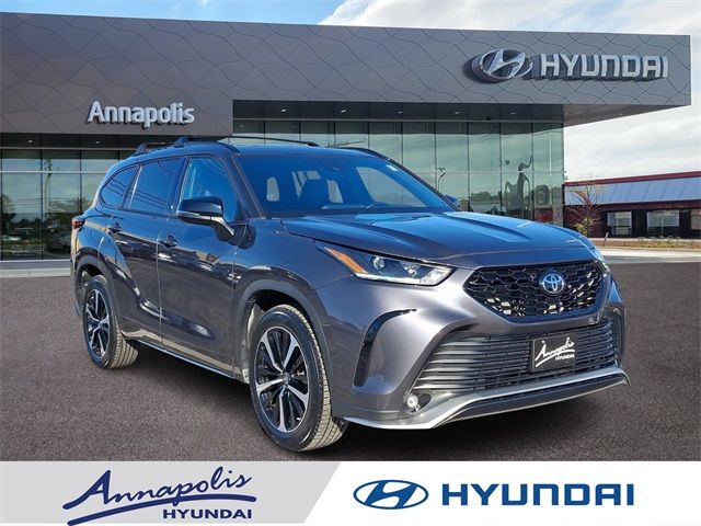 2022 Toyota Highlander XSE