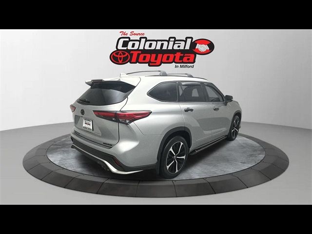 2022 Toyota Highlander XSE