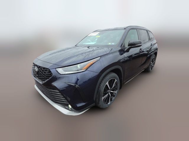 2022 Toyota Highlander XSE