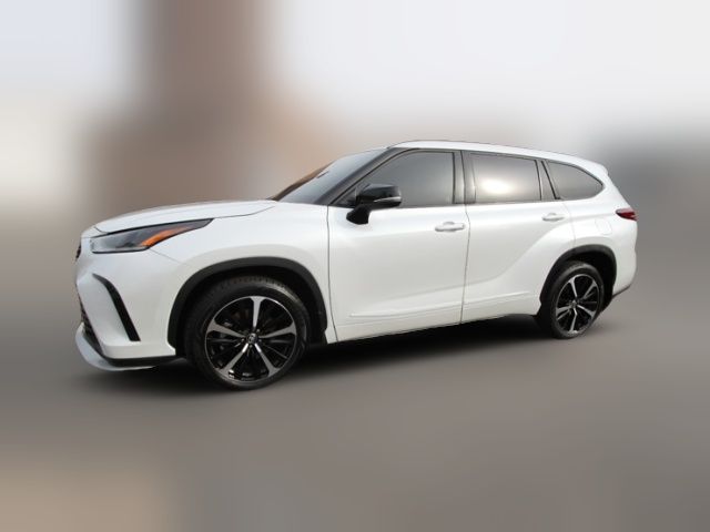 2022 Toyota Highlander XSE