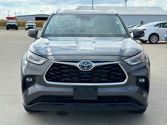 2022 Toyota Highlander Hybrid Limited