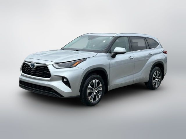 2022 Toyota Highlander Hybrid XLE