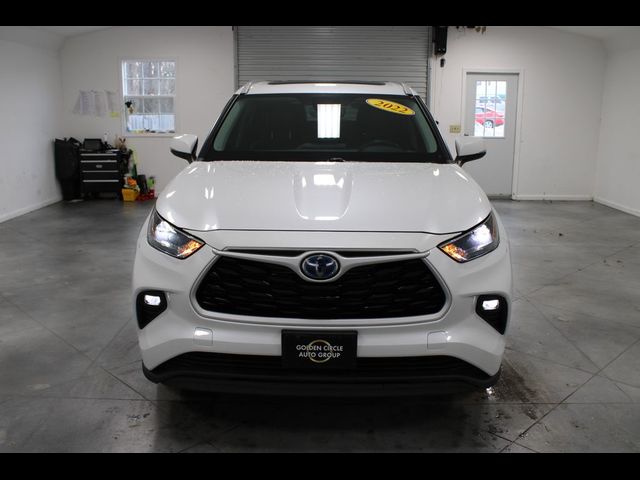 2022 Toyota Highlander Hybrid XLE