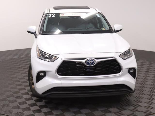2022 Toyota Highlander Hybrid XLE Bronze