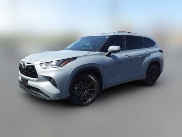 2022 Toyota Highlander Hybrid XLE Bronze