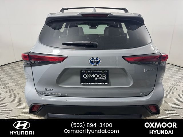 2022 Toyota Highlander Hybrid Bronze Edition