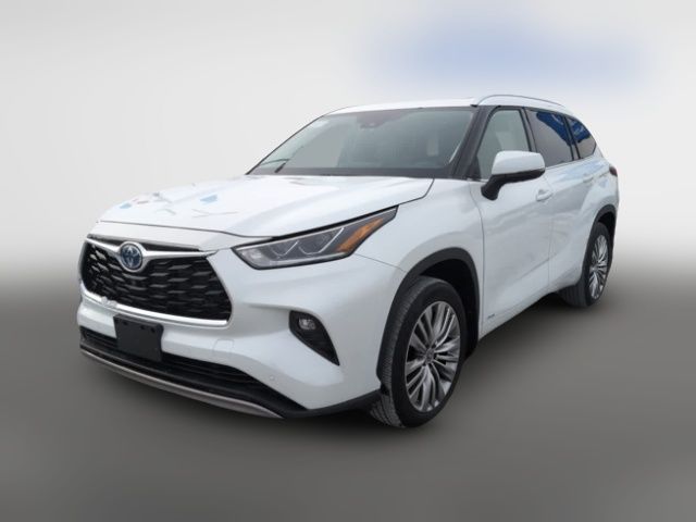 2022 Toyota Highlander Hybrid Platinum