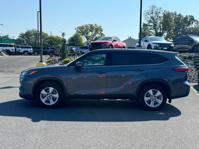 2022 Toyota Highlander Hybrid LE