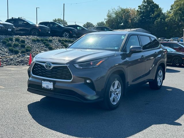 2022 Toyota Highlander Hybrid LE