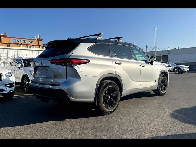 2022 Toyota Highlander Hybrid LE