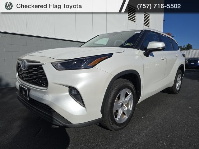 2022 Toyota Highlander Hybrid LE