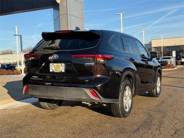 2022 Toyota Highlander Hybrid LE