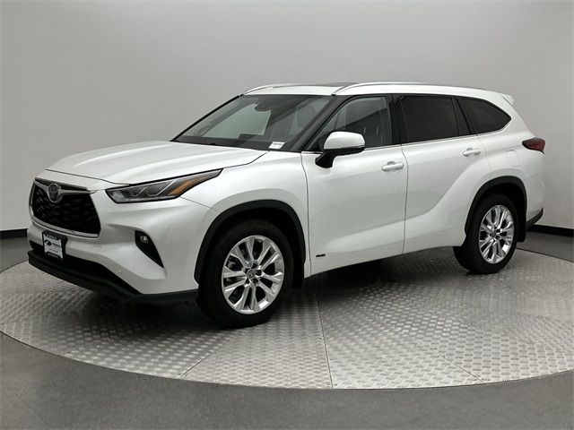 2022 Toyota Highlander Hybrid Limited