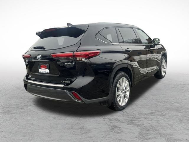 2022 Toyota Highlander Hybrid Limited