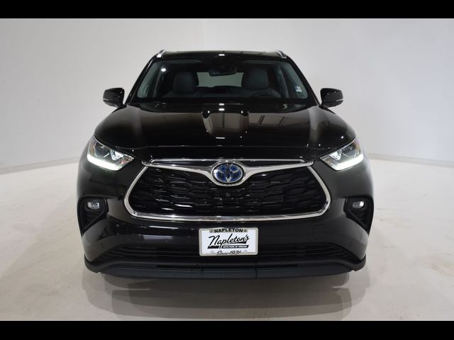 2022 Toyota Highlander Hybrid Limited