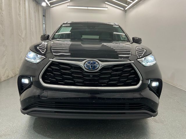 2022 Toyota Highlander Hybrid Limited