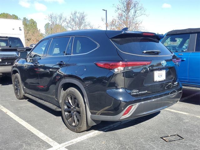 2022 Toyota Highlander Hybrid Limited