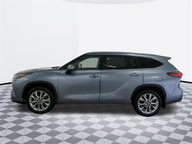 2022 Toyota Highlander Hybrid Limited