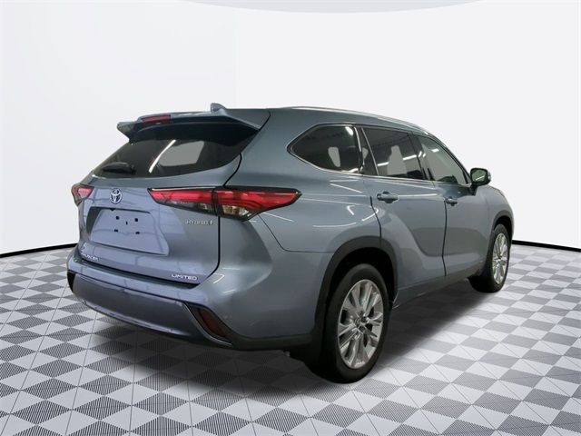 2022 Toyota Highlander Hybrid Limited