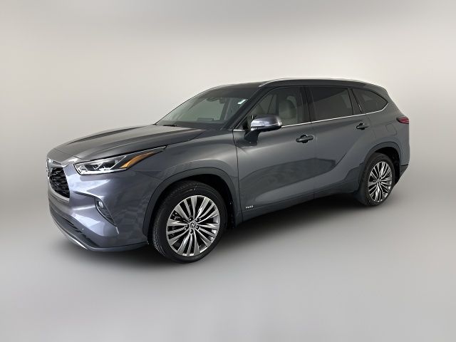 2022 Toyota Highlander Hybrid Platinum