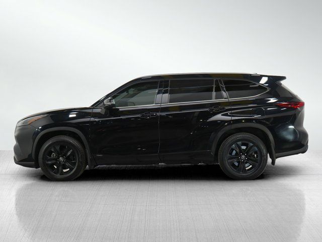 2022 Toyota Highlander Hybrid XLE