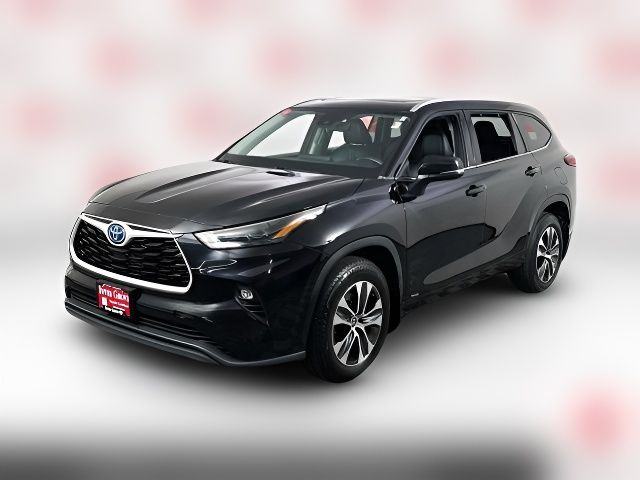 2022 Toyota Highlander Hybrid XLE