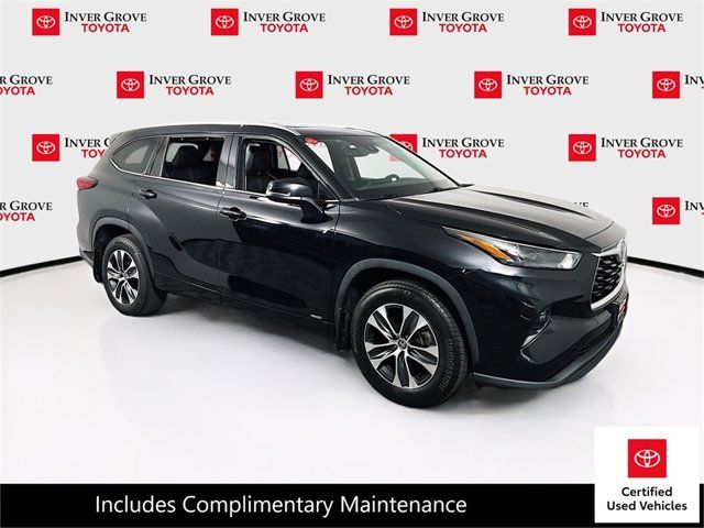 2022 Toyota Highlander Hybrid XLE