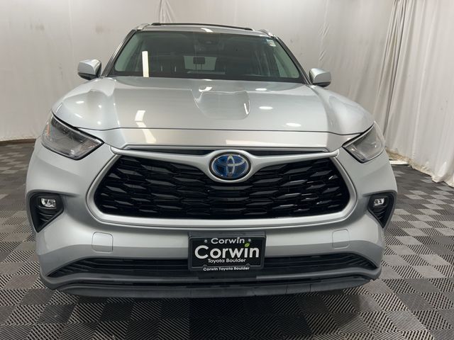 2022 Toyota Highlander Hybrid XLE