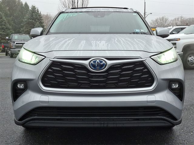 2022 Toyota Highlander Hybrid XLE