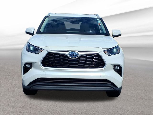 2022 Toyota Highlander Hybrid XLE