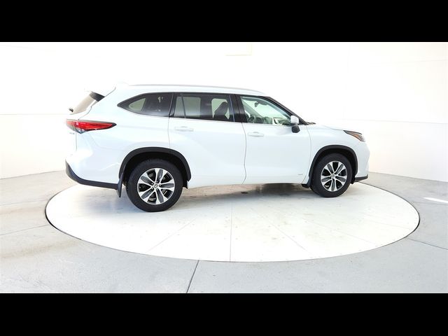 2022 Toyota Highlander 