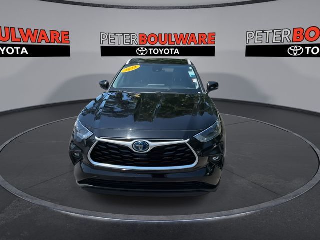 2022 Toyota Highlander Hybrid XLE