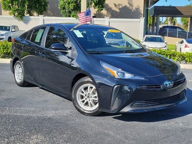 2022 Toyota Prius LE