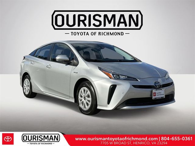 2022 Toyota Prius LE