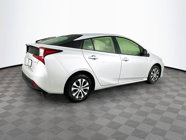 2022 Toyota Prius LE