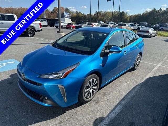 2022 Toyota Prius XLE