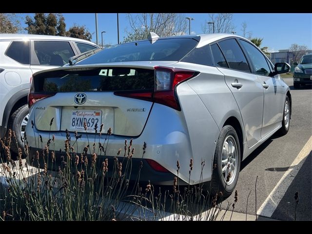 2022 Toyota Prius L Eco