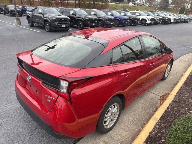 2022 Toyota Prius L Eco