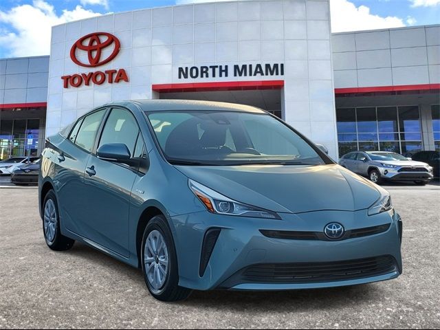 2022 Toyota Prius LE