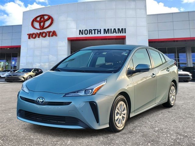 2022 Toyota Prius LE