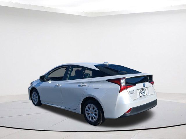 2022 Toyota Prius L Eco