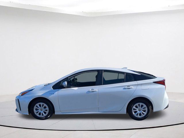 2022 Toyota Prius L Eco