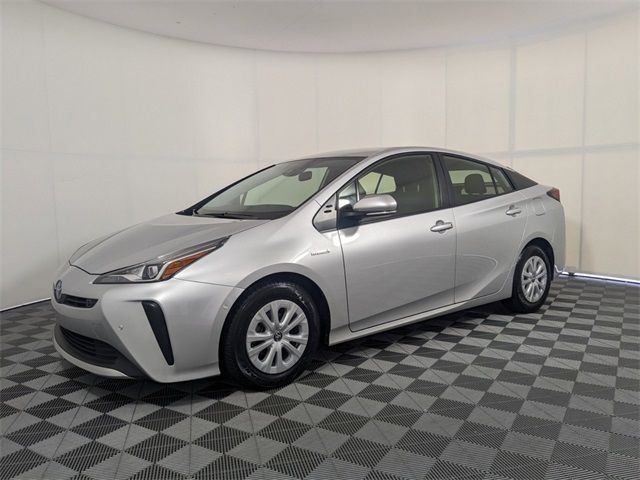 2022 Toyota Prius LE