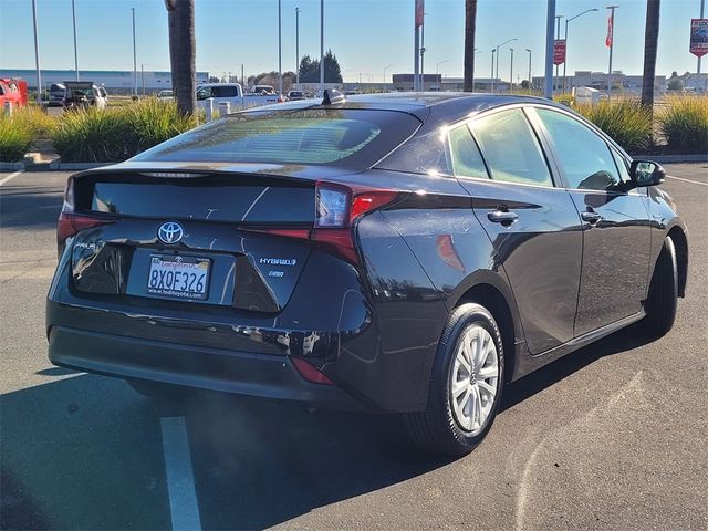 2022 Toyota Prius L Eco