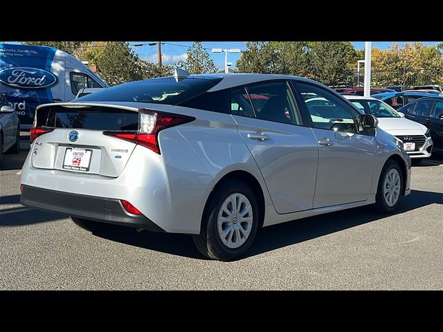 2022 Toyota Prius L Eco