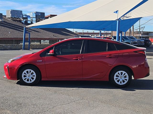 2022 Toyota Prius L Eco