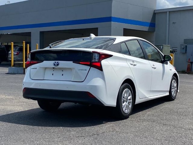 2022 Toyota Prius L Eco