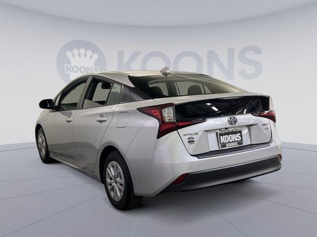 2022 Toyota Prius L Eco