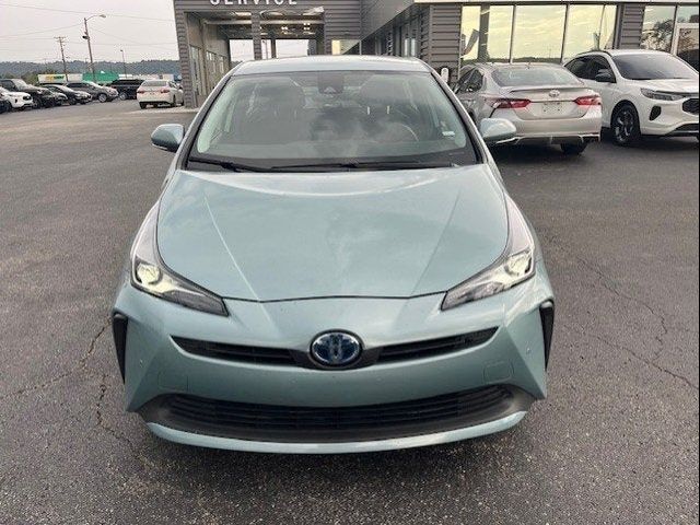 2022 Toyota Prius L Eco