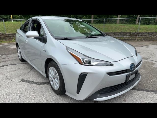 2022 Toyota Prius L Eco